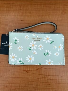 ‼️NWT‼️ Kate Spade Scattered Daisi Medium Zip Wristlet